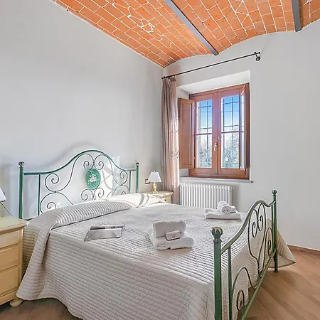 Apartment Amazing View On Hills With Shared Pool Lamporecchio