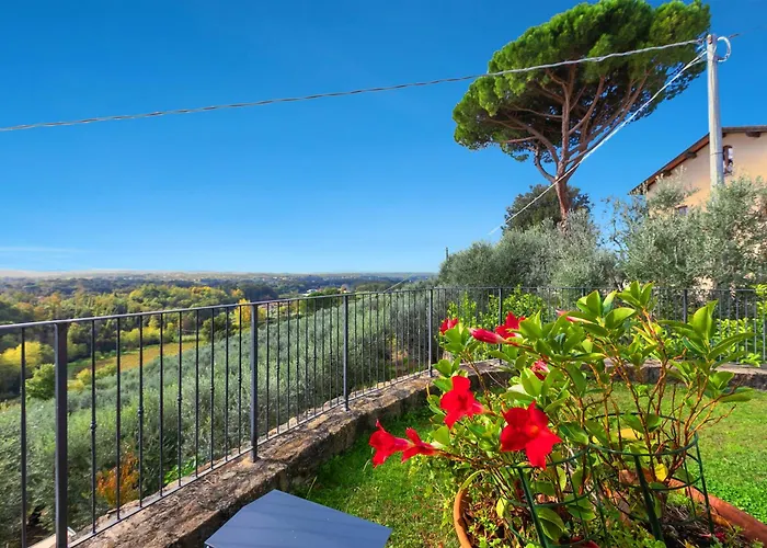 Amazing View On Hills With Shared Pool 아파트