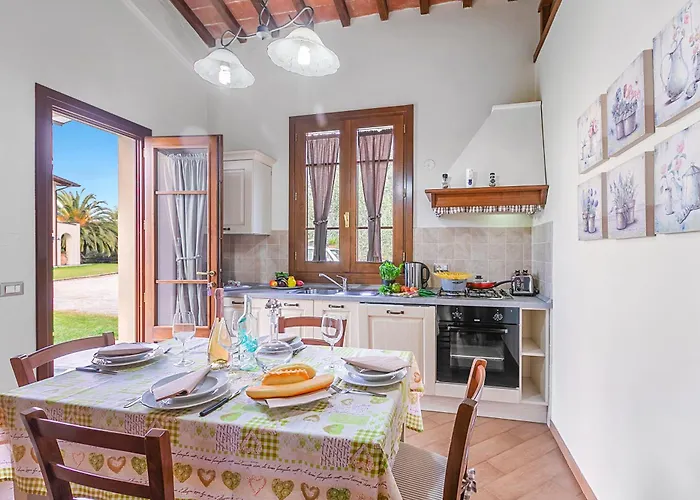 Apartment Amazing View On Hills With Shared Pool *